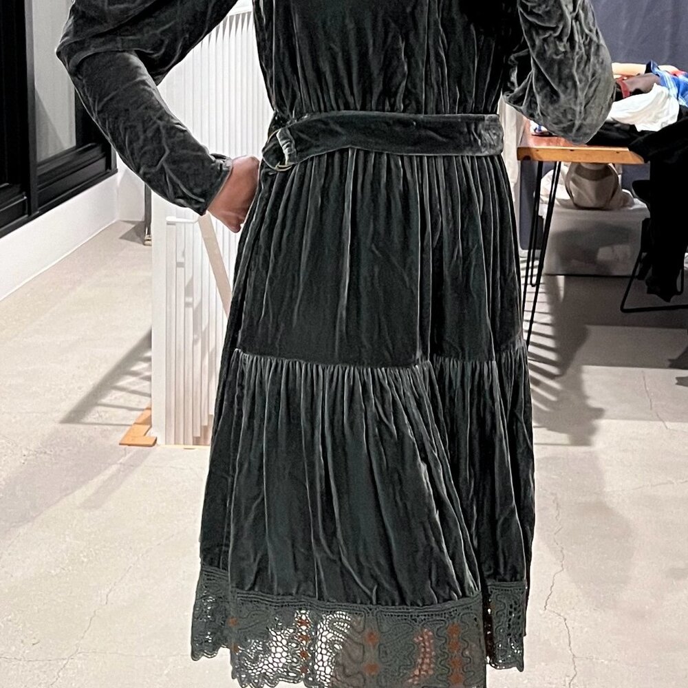 Ulla Johnson Lena Belted Velvet Midi Dress sz: 8 Agave Green Designer Luxury